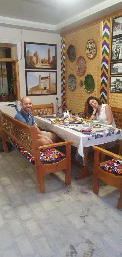 Guest House Ibrohim حلال Bucara Exterior foto